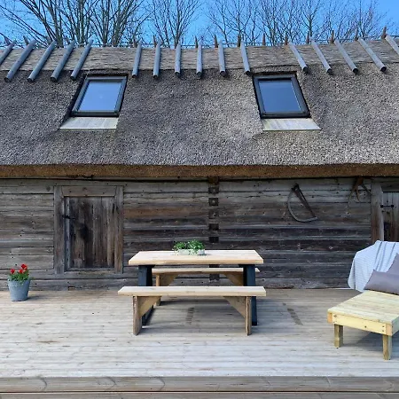 Jaagu-mihkli Muhu Island Landhaus *