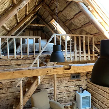 Jaagu-mihkli Muhu Island Landhaus *