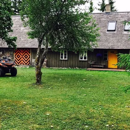 Jaagu-mihkli Muhu Island Landhaus *